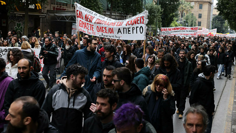 Grevă în Grecia. Peste 15.000 de oameni au protestat la Atena și Salonic