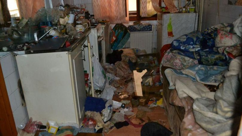 O femeie de la Căușeni și-a transformat apartamentul într-o gunoiște