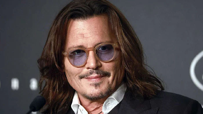 Johnny Depp a fost găsit inconştient în camera sa de hotel