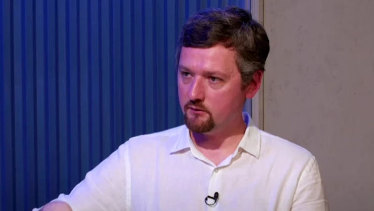 Profesor: Eseurile, mai bune decât testele care distrug învățământul