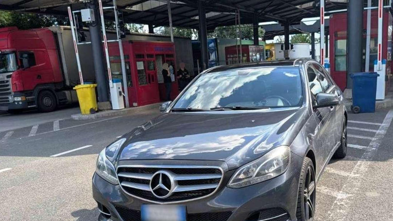 Un moldovean a rămas fără Mercedes la frontieră: Ce s-a descoperit
