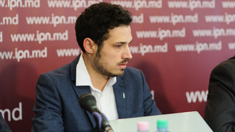 Политолог Дионис Ченуша.