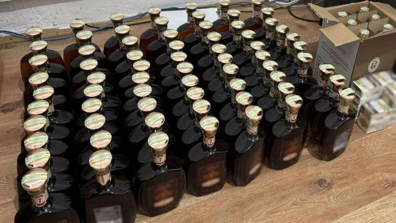 Un moldovean, cercetat în România pentru contrabandă cu alcool și țigări