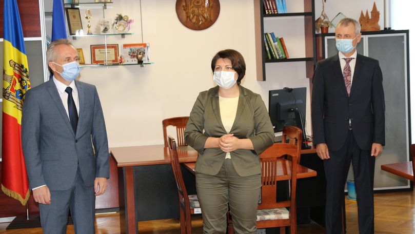 Ministrul Educației și ministrul Culturii, prezentați angajaților