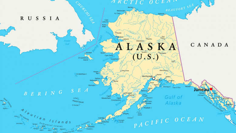 Doi ruși au ajuns cu o barcă în Alaska și cer azil politic în SUA