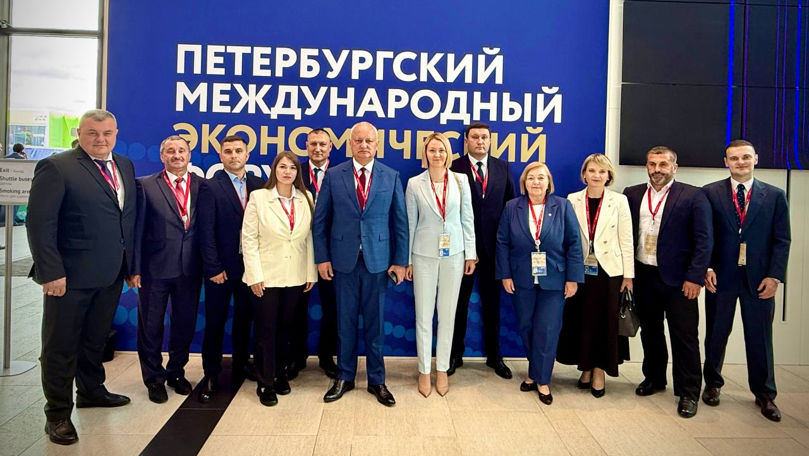 O delegație PSRM a plecat în Rusia: Participă la un forum economic
