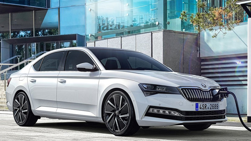Skoda начала серийный выпуск первого в своей истории гибрида.