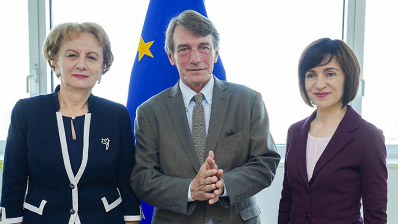 Vizitele la Bruxelles arată că PSRM și ACUM au șanse să rămână împreună