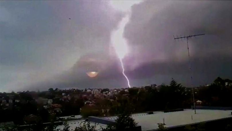 Furtună gigantică, cu 300.000 de fulgere, în Australia