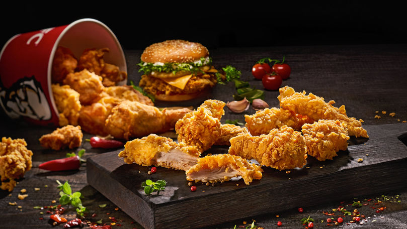 O îngrijitoare din Anglia a furat 16.000 dolari și i-a cheltuit la KFC