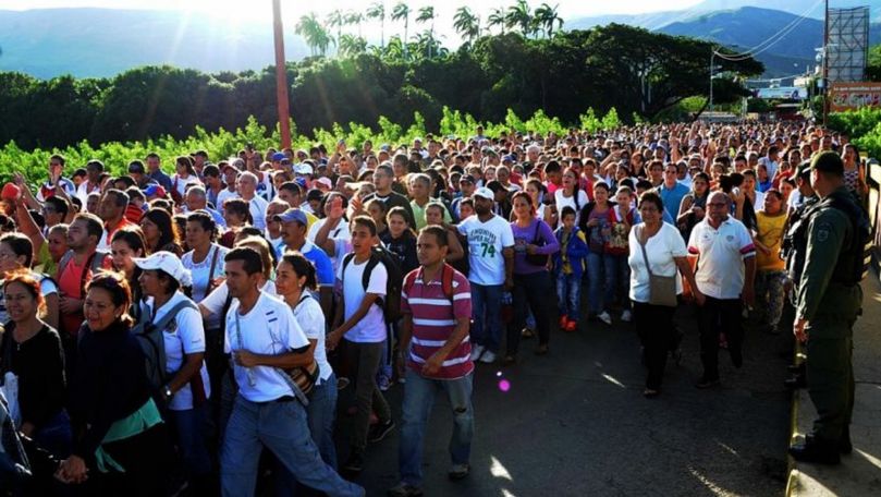 Coridor umanitar, deschis pentru mii de venezueleni spre Columbia