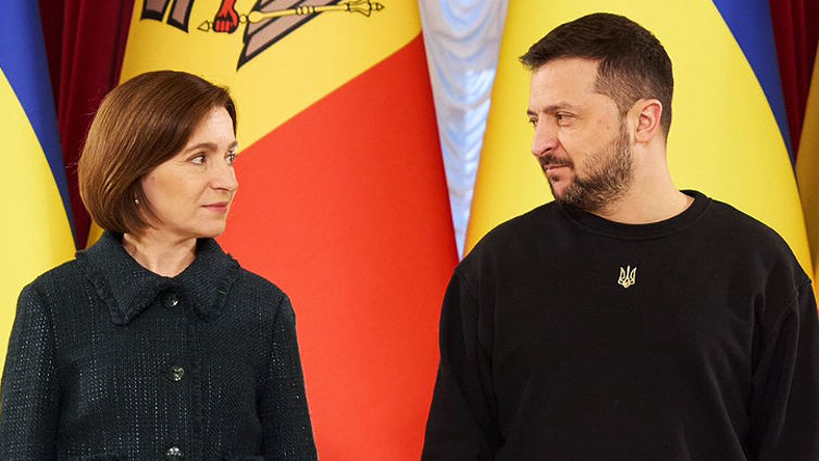 Maia Sandu vrea ca Moldova să adere la Coaliția Voluntarilor pentru Ucraina.