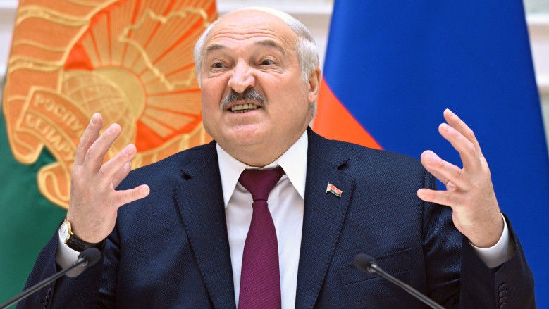 Lukaşenko vrea ca Rusia să amplaseze arme nucleare strategice în Belarus
