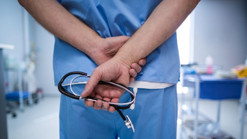 Cazul tânărului care s-a împușcat în cap la Bălți. Ce spun medicii