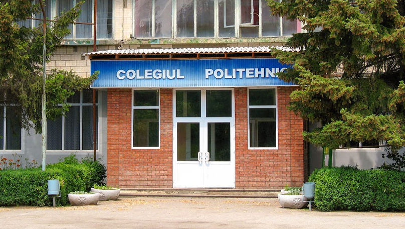 Alertă cu bombă la un colegiu din Bălți: Angajații și elevii, evacuați