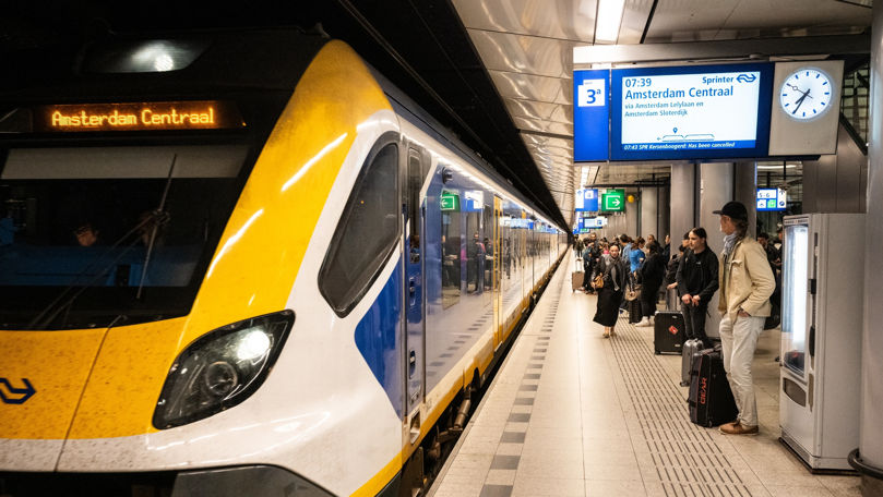 В Нидерландах введут скидку на проездные в транспорте на фоне энергокризиса.