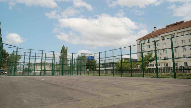 În Cimișlia se construiesc 2 stadioane multifuncționale pentru sportivi