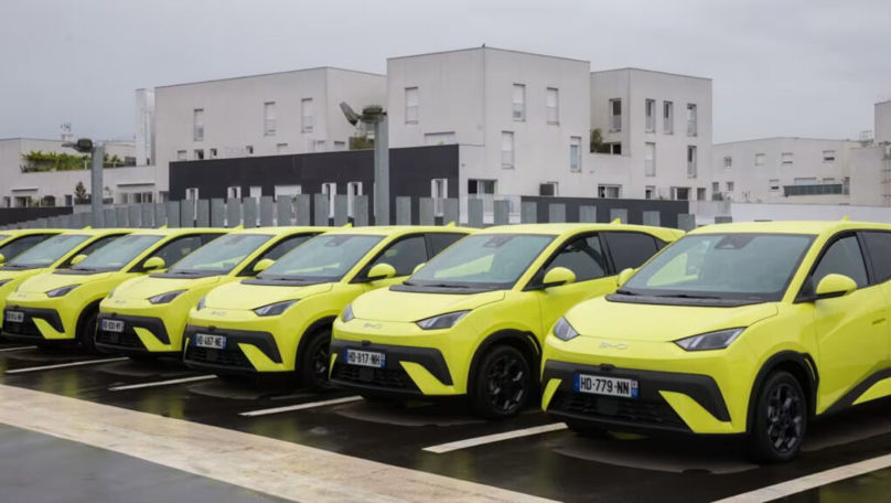 Mașini chineze electrice, vândute în Europa mai bine decât Tesla