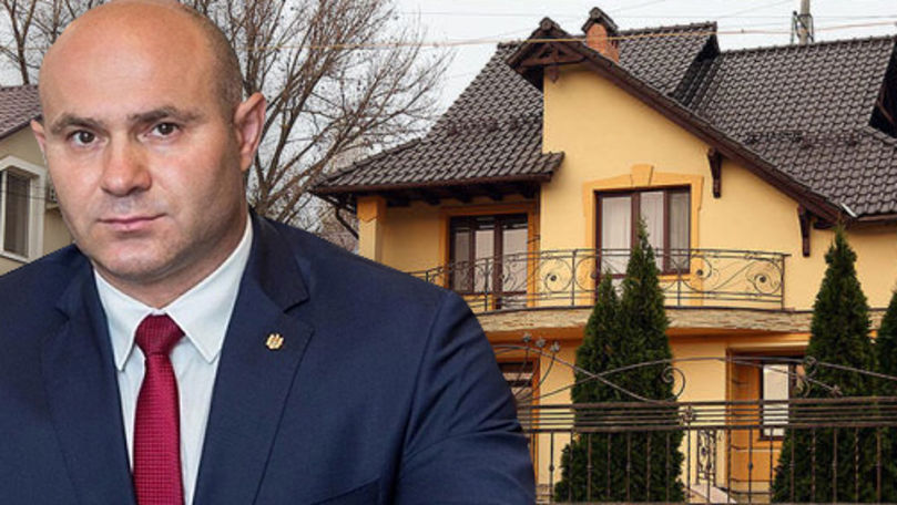 Глава МВД живет в двухэтажном доме, подаренном родителями.