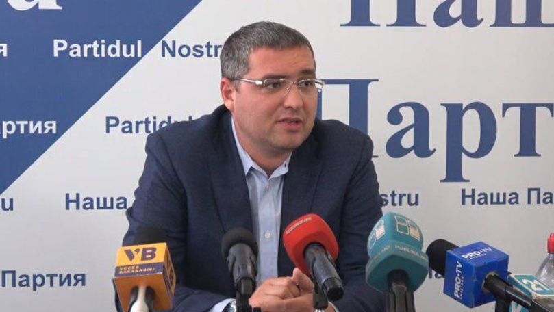 Usatîi are 18 terenuri, ci nu 4: Pagina omisă din declarația de avere