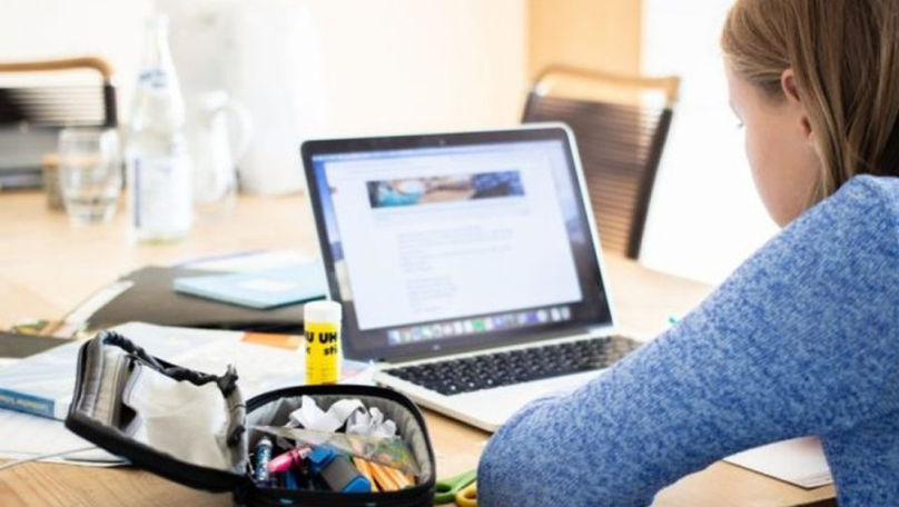 Prima ţară din lume care protejează copiii de filmele porno din Internet