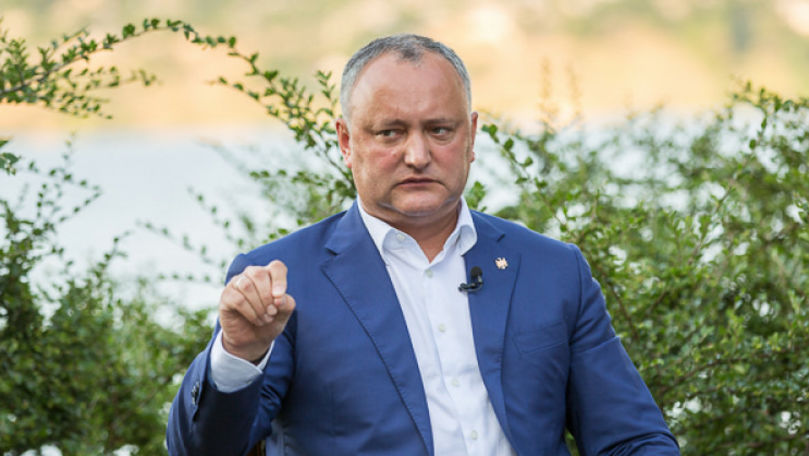 Dodon: Trebuie prevăzută posibilitatea retragerii procurorului general