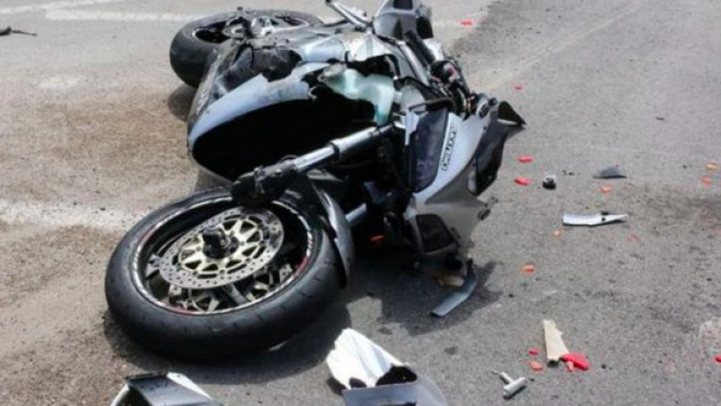 Motociclist de 15 ani, lovit de un BMW la Glodeni