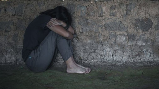 Calvarul unei minore, care ar fi fost violată de un clopotar