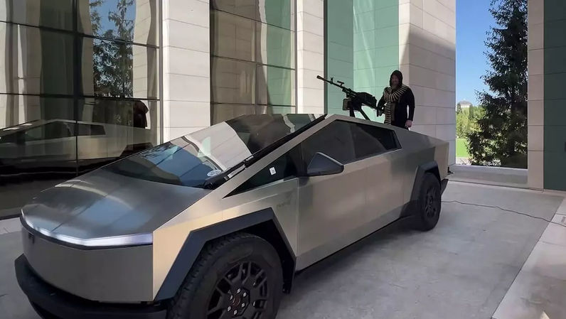 Ramzan Kadîrov se plânge că Elon Musk i-a dezactivat vehiculul
