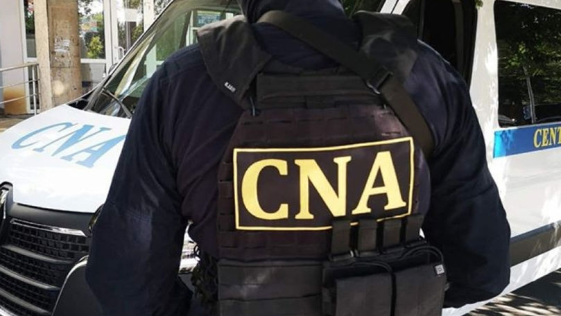 Zeci de percheziții CNA: Conducerea unui sanatoriu a fost reținută