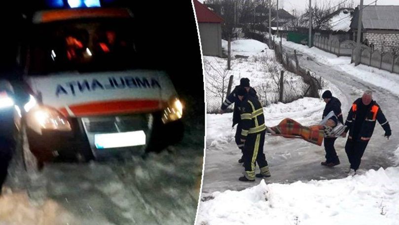 Ambulanțe blocate în țară, din cauza drumurilor necurățate