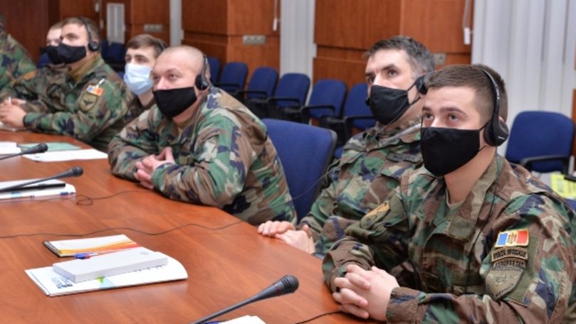 Militari, instruiți de experți NATO privind consolidarea integrității