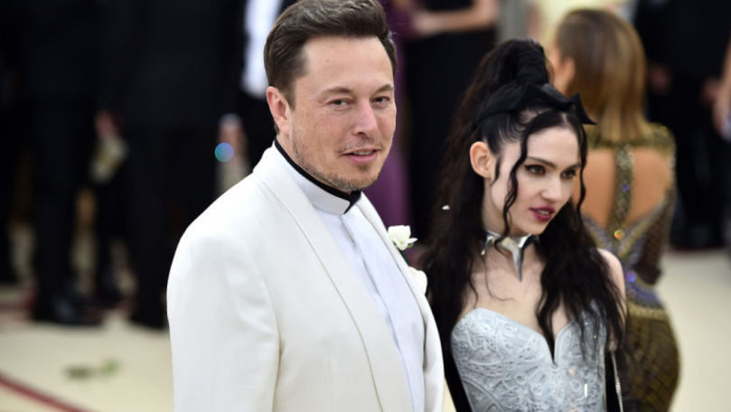 Elon Musk și cântăreața Grimes s-au despărțit după 3 ani de relație