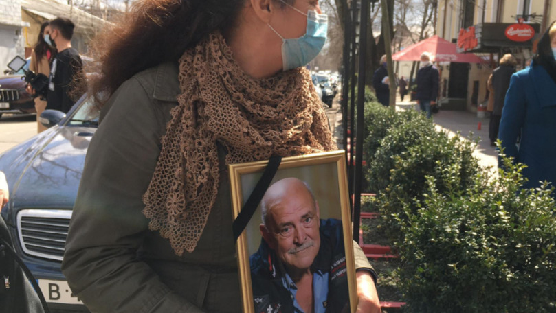 Zeci de oameni și-au luat rămas bun de la actorul Boris Bechet