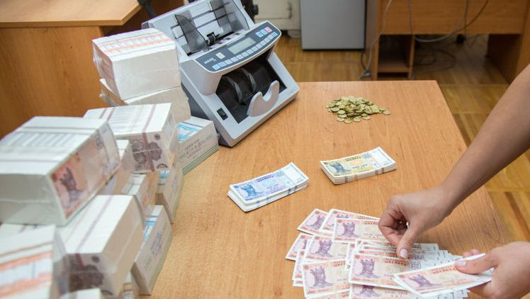 CNAS a început plata pensiilor și alocațiilor sociale pentru luna iulie