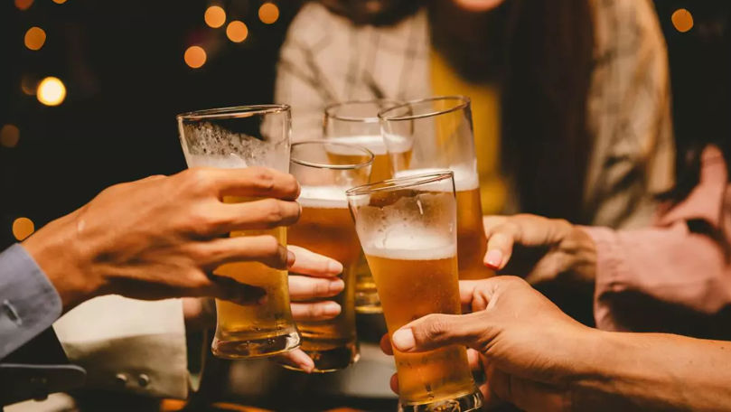 Studiu: Consumul de alcool este bun pentru colesterol