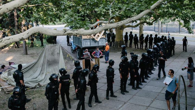 #OccupyGuguță, scrisoare publică lui Ruslan Codreanu