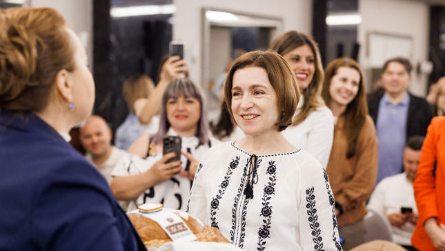 Președinta Maia Sandu invită moldovenii din Italia la discuții