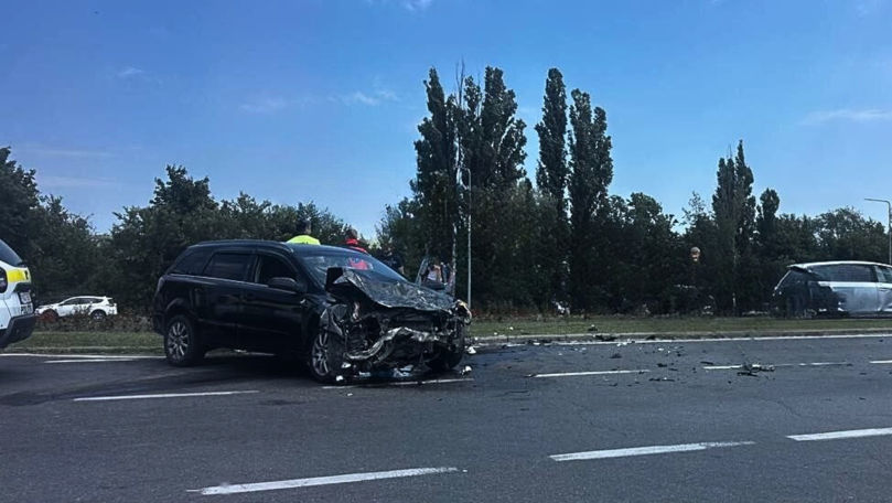 Grav accident în apropiere de Aeroportul Chișinău: Doi copii, la spital