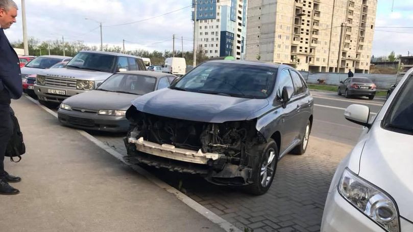 Coşmar pentru şoferul unui Lexus din Capitală. Ce a păţit