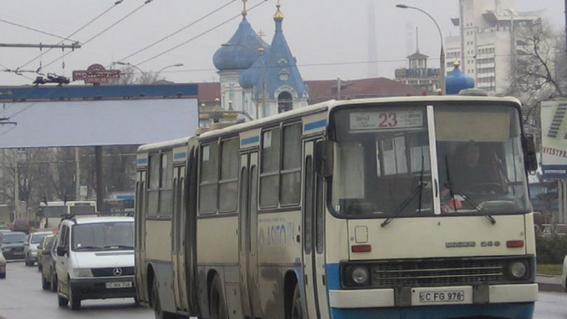 În autobuzul 23, poți călători cu 2 lei în loc de 3 cu o condiție