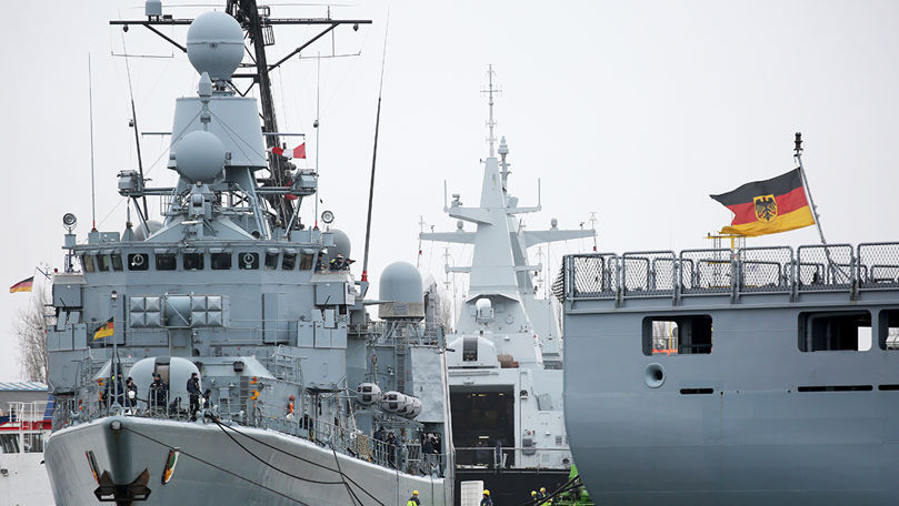 ФРГ заранее направит военные корабли ближе к Ормузу.