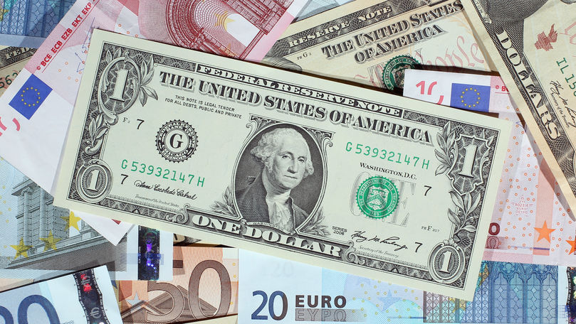 Curs valutar 15 iulie 2019: Cât valorează un euro și un dolar