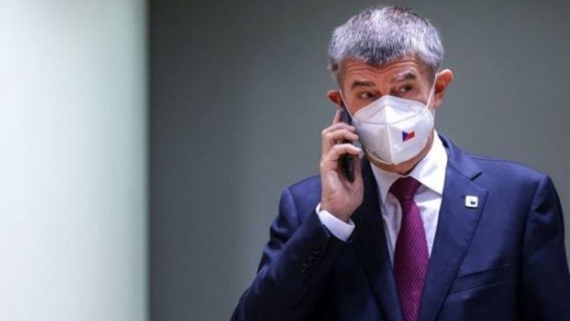 Un premier miliardar aplică cea mai mare reducere de impozit pe venit