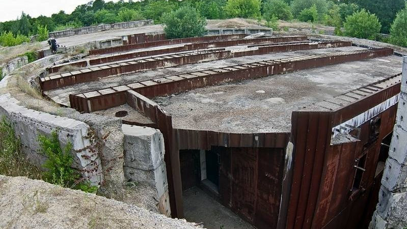 Cum arată buncărul sovietic din pădurea din Olişcani