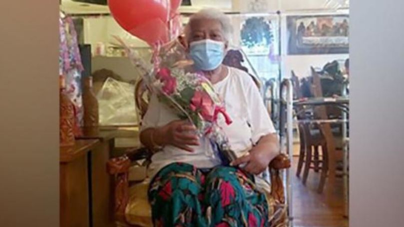 O străbunică de 73 de ani a învins COVID-19 după 5 luni de spitalizare