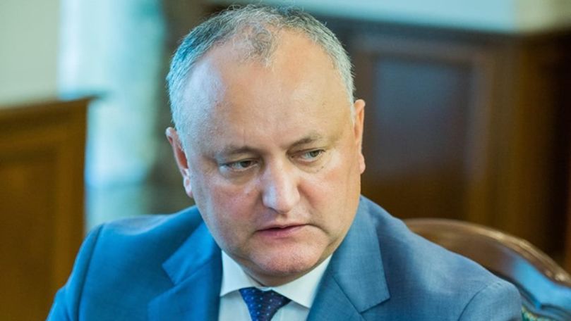 Додон: "Необходимо более строгое регулирование банковского сектора".