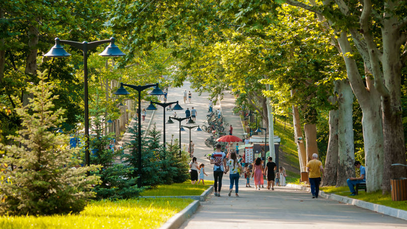 Последний день рабочей недели в Молдове будет по-настоящему знойным. Фото Point.md.