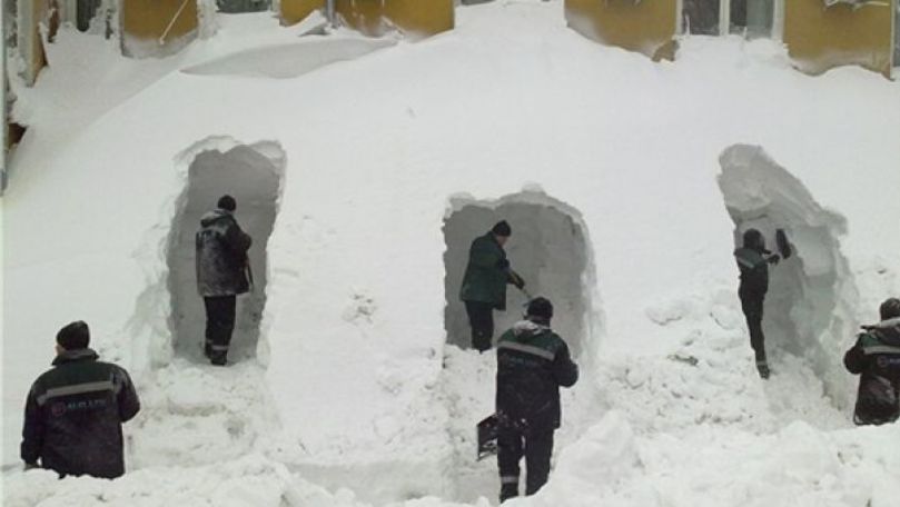 Mai multe regiuni din Rusia au fost cuprinse de ninsori