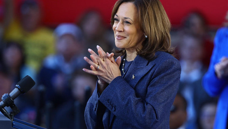 Kamala Harris a votat prin corespondență în statul său natal, California